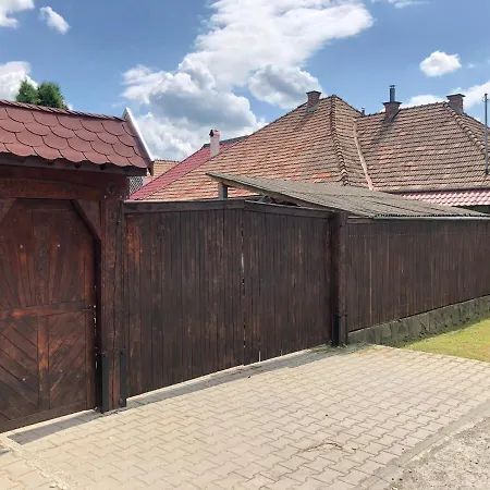 Casutele De Oaspeti Margo Vendeghazikok Sovata