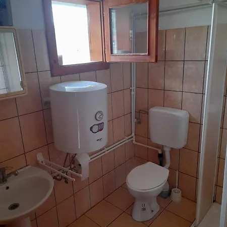 Campsite Casutele De Oaspeti Margo Vendeghazikok Sovata