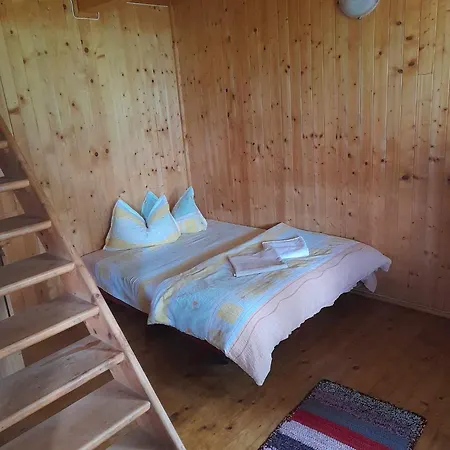 Campsite Casutele De Oaspeti Margo Vendeghazikok Sovata