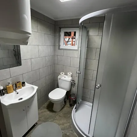 Casutele De Oaspeti Margo Vendeghazikok Campsite Sovata
